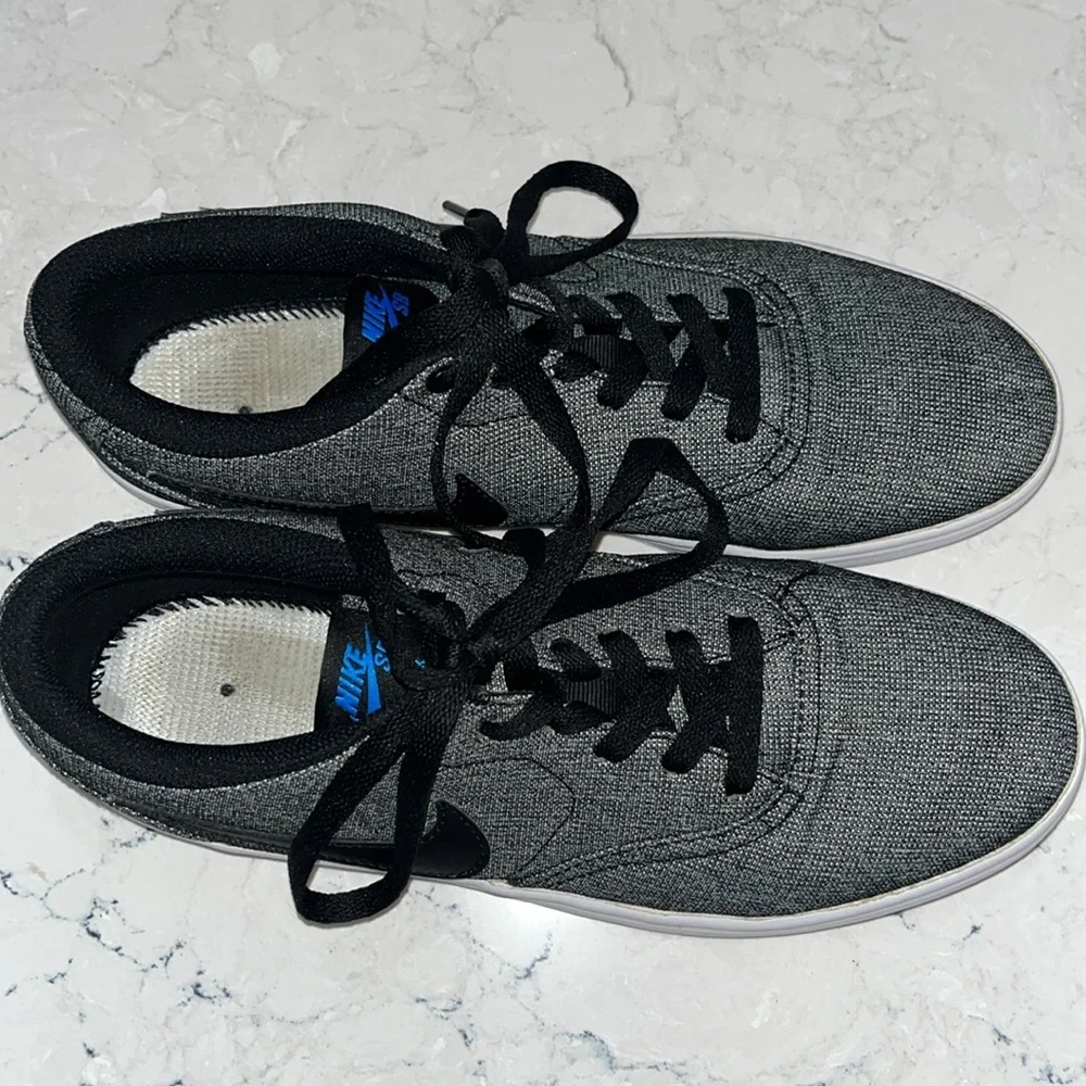 Nike SB canvas lace-ups - Picture 2 of 8